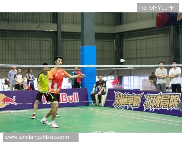 成都羽毛球队进攻战术解析与热点动态探讨 成都羽毛球队进攻战术解析与热点动态探讨